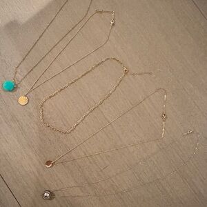 Bundle of 5 necklaces